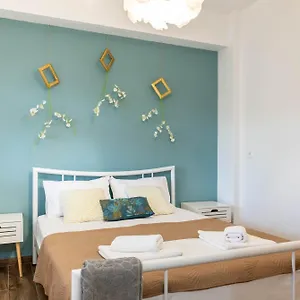 https://aigli-luxury-studios.hotelschalkidiki.net